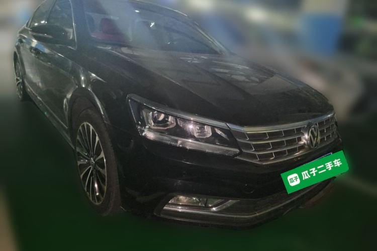Used Volkswagen Passat 2016 330TSI DSG Prestige Edition Front Right 45 Deg