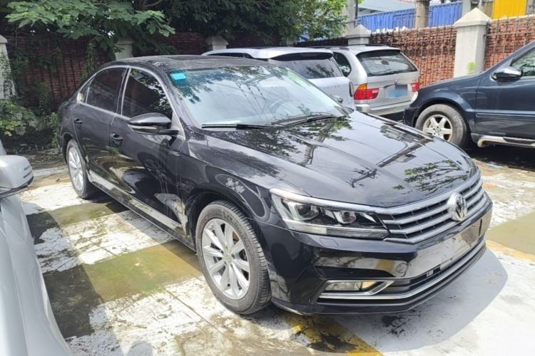 Used Volkswagen Passat 2016 380TSI DSG Prestige Edition Front Right 45 Deg