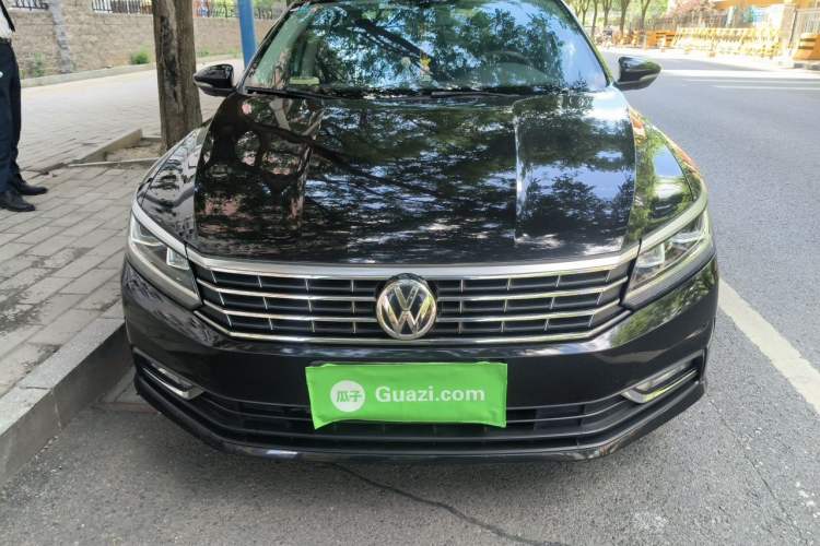 Used Volkswagen Passat 2016 330TSI DSG Luxury Edition Front