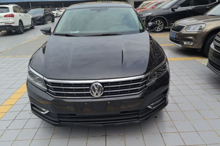 Used Volkswagen Passat 2016 330TSI DSG Luxury Edition Front