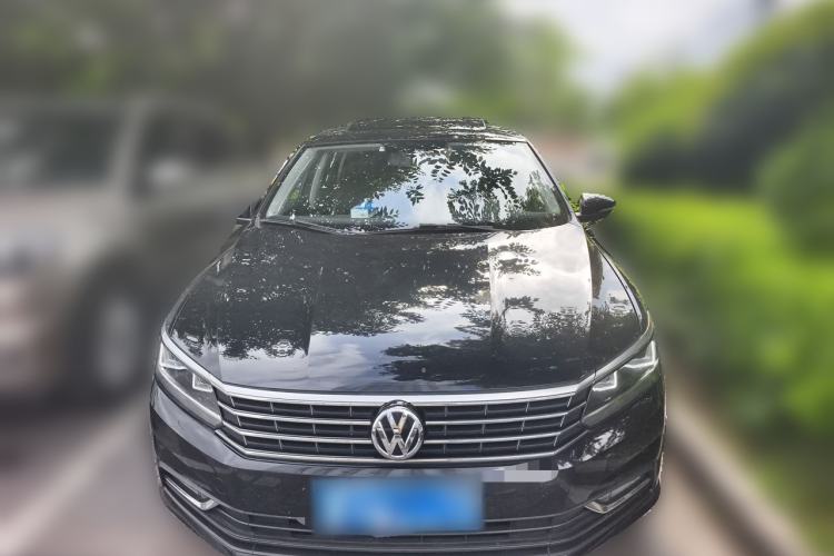 Used Volkswagen Passat 2016 330TSI DSG Luxury Edition Front