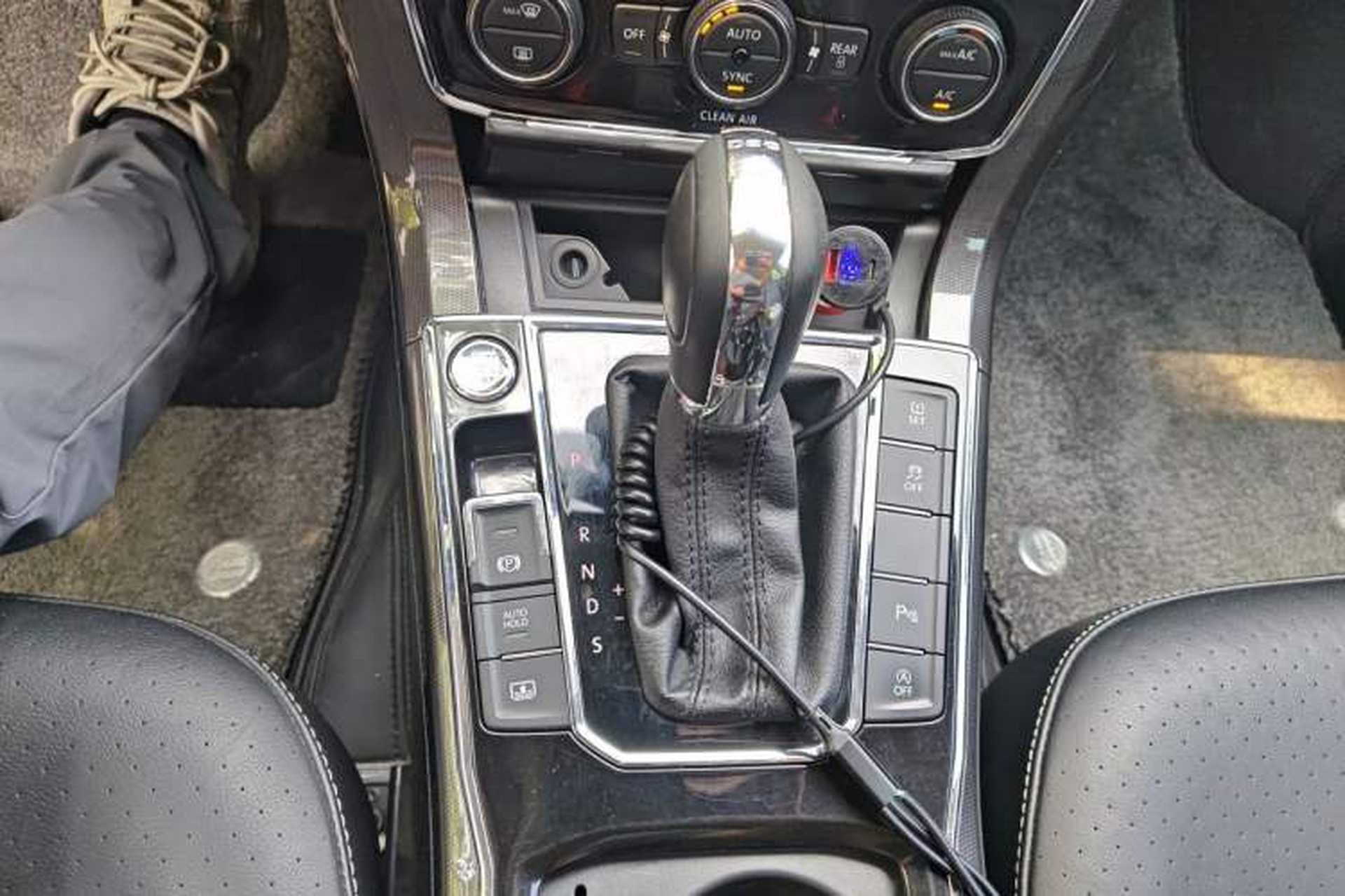 Used Volkswagen Passat 2016 380TSI DSG Prestige Edition Gear Lever