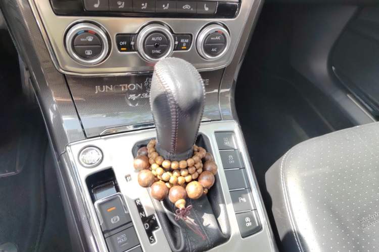 Used Volkswagen Passat 2016 330TSI DSG Prestige Edition Gear Lever