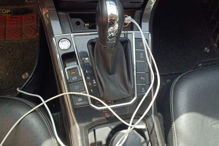 Used Volkswagen Passat 2016 330TSI DSG Prestige Edition Gear Lever
