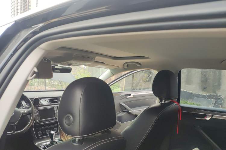Used Volkswagen Passat 2016 330TSI DSG Prestige Edition Headliner
