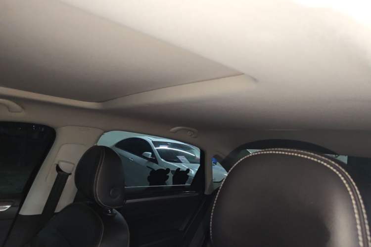 Used Volkswagen Passat 2016 330TSI DSG Prestige Edition Headliner