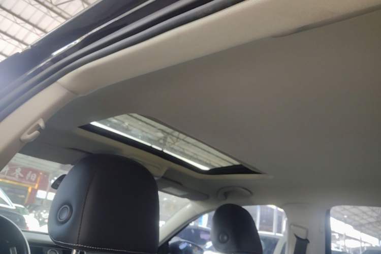 Used Volkswagen Passat 2016 330TSI DSG Prestige Edition Headliner