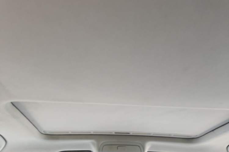 Used Volkswagen Passat 2016 330TSI DSG Luxury Edition Headliner