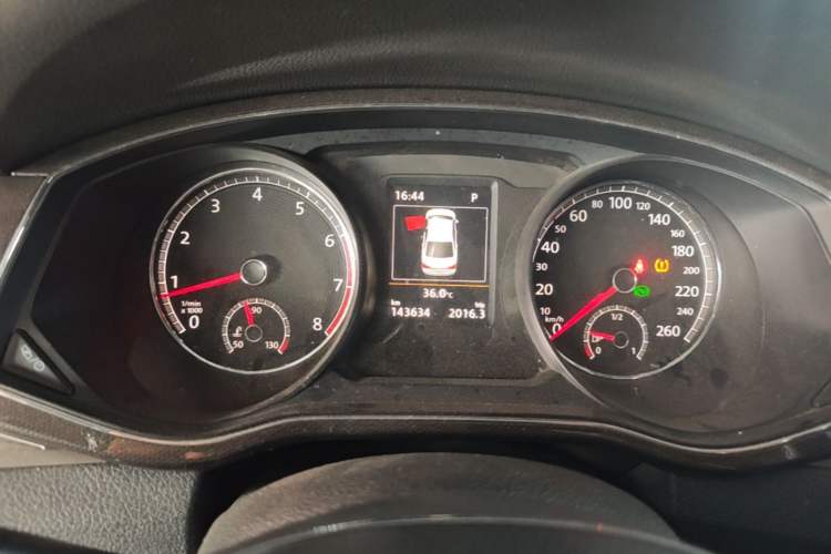 Used Volkswagen Passat 2016 380TSI DSG Prestige Edition Instrument Cluster