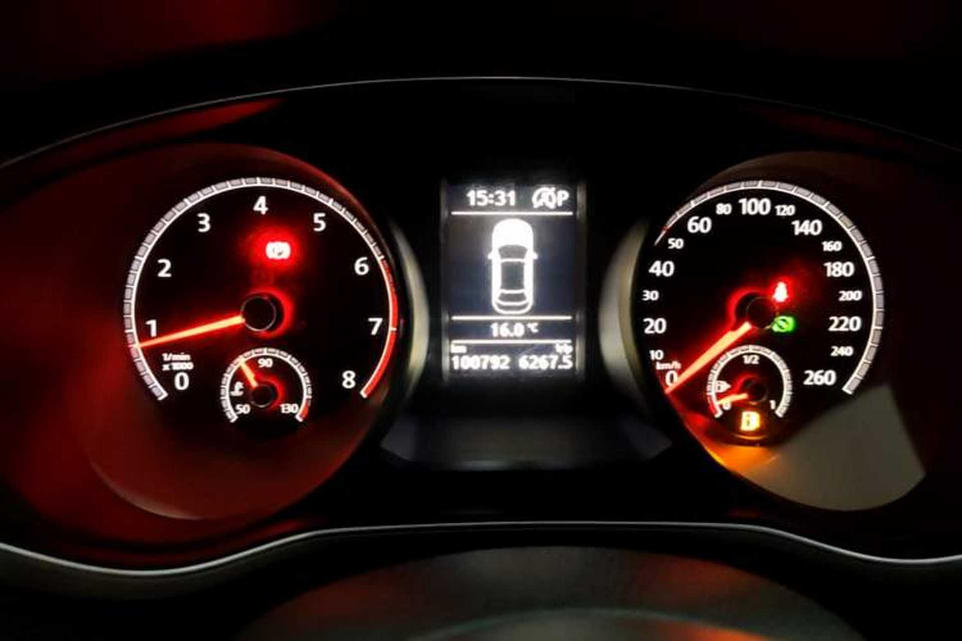 Used Volkswagen Passat 2016 330TSI DSG Luxury Edition Instrument Cluster