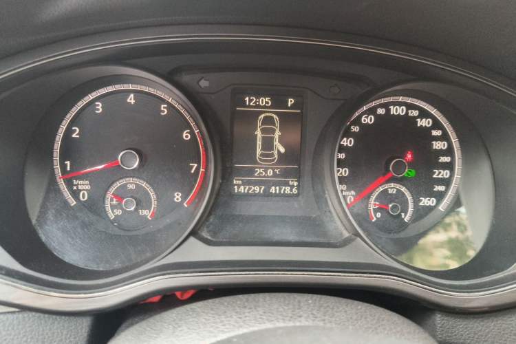 Used Volkswagen Passat 2016 330TSI DSG Luxury Edition Instrument Cluster