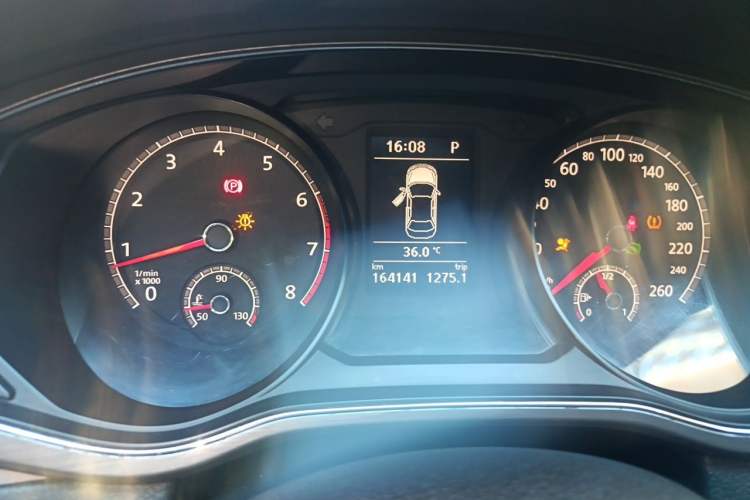 Used Volkswagen Passat 2016 330TSI DSG Luxury Edition Instrument Cluster