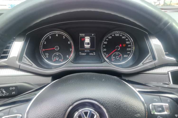 Used Volkswagen Passat 2016 380TSI DSG Prestige Edition Instrument Cluster
