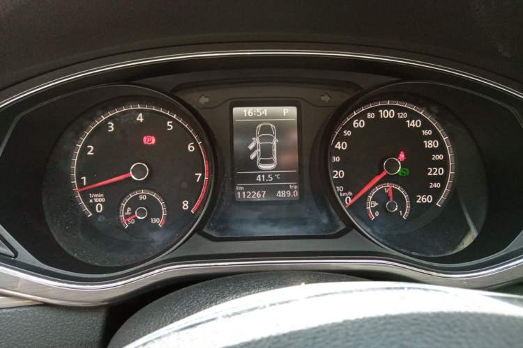 Used Volkswagen Passat 2016 330TSI DSG Luxury Edition Instrument Cluster