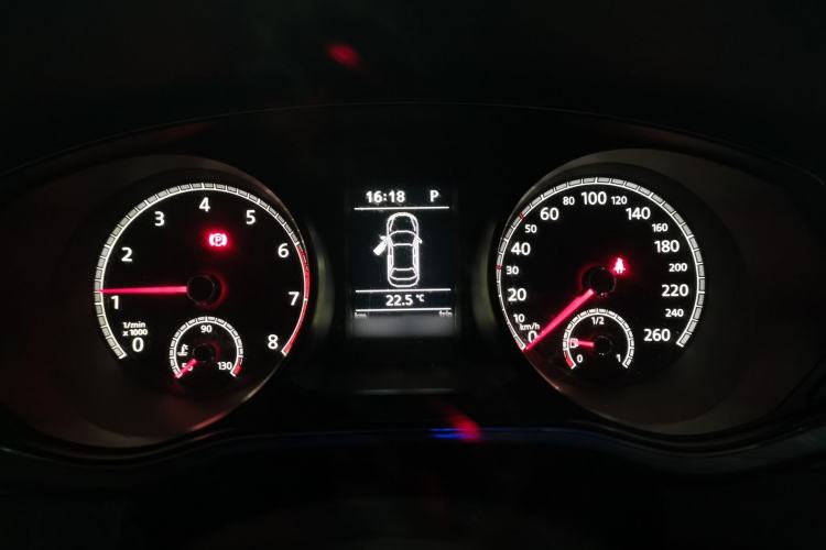 Used Volkswagen Passat 2016 330TSI DSG Luxury Edition Instrument Cluster