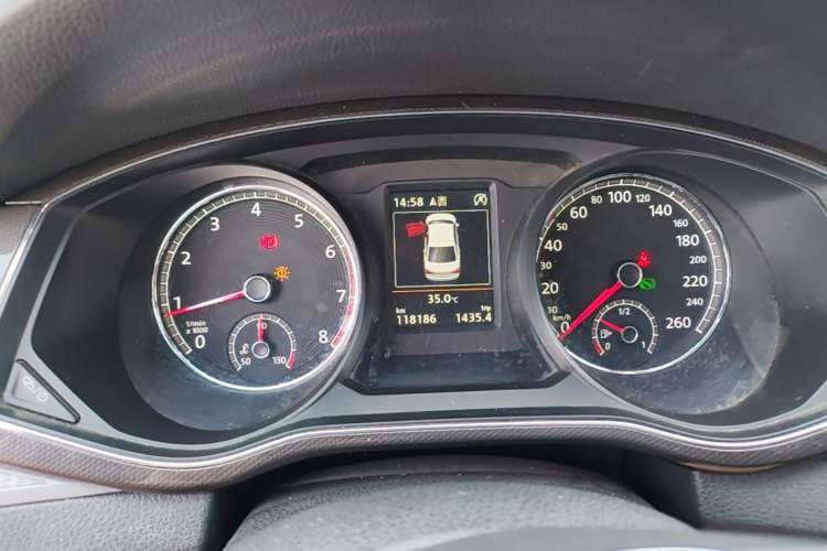 Used Volkswagen Passat 2016 380TSI DSG Prestige Edition Instrument Cluster