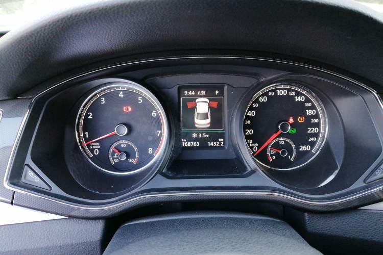 Used Volkswagen Passat 2016 330TSI DSG Prestige Edition Instrument Cluster