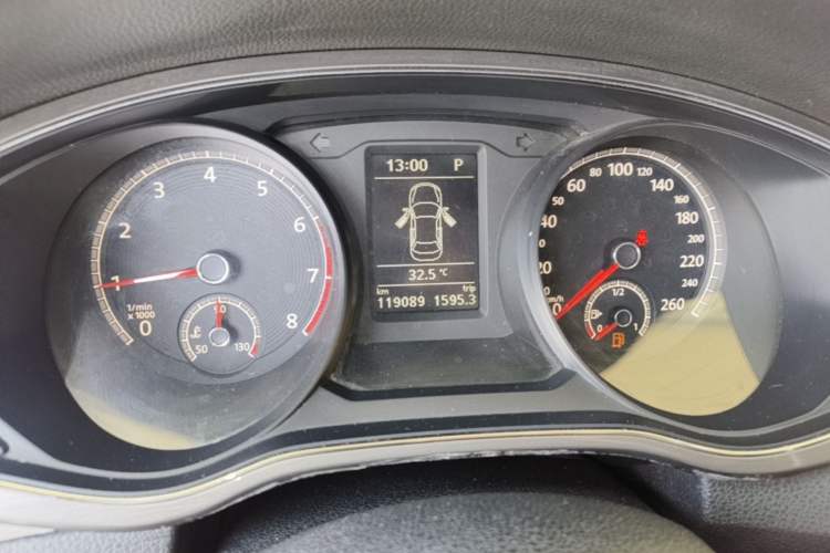 Used Volkswagen Passat 2016 330TSI DSG Luxury Edition Instrument Cluster
