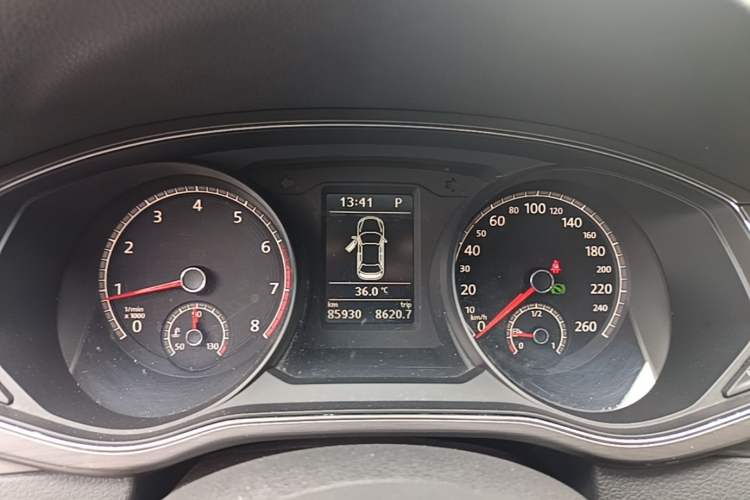 Used Volkswagen Passat 2016 330TSI DSG Luxury Edition Instrument Cluster