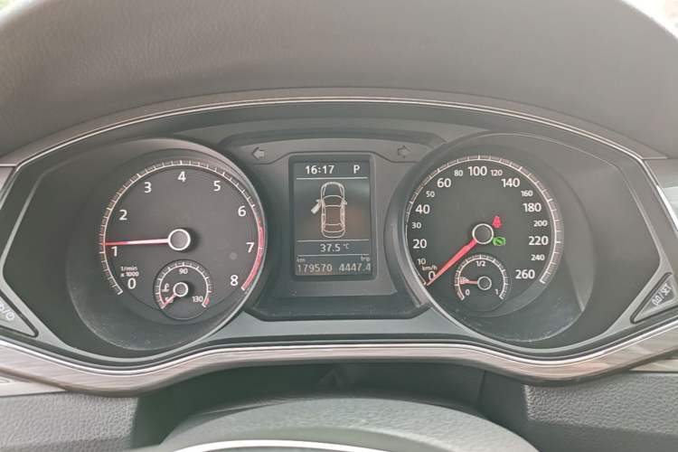 Used Volkswagen Passat 2016 280TSI DSG Prestige Edition Instrument Cluster