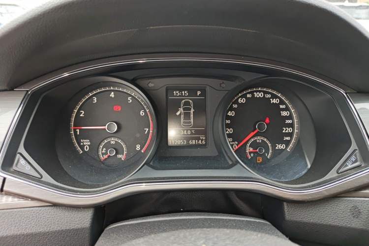 Used Volkswagen Passat 2016 330TSI DSG Luxury Edition Instrument Cluster