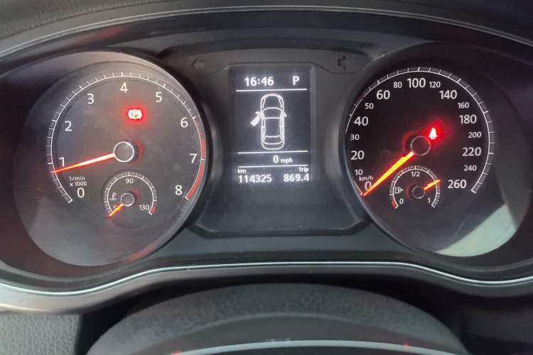 Used Volkswagen Passat 2016 330TSI DSG Luxury Edition Instrument Cluster