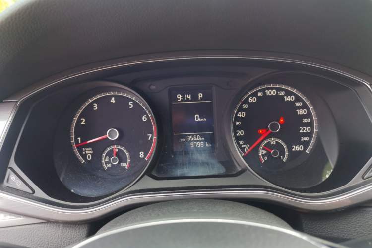 Used Volkswagen Passat 2016 330TSI DSG Luxury Edition Instrument Cluster