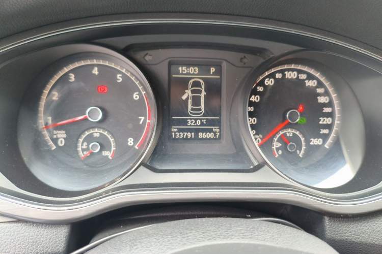 Used Volkswagen Passat 2016 330TSI DSG Luxury Edition Instrument Cluster