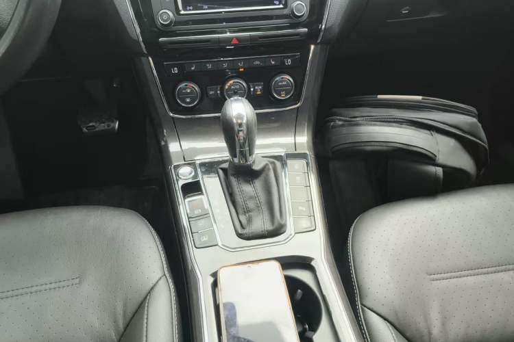 Used Volkswagen Passat 2016 330TSI DSG Prestige Edition Interior 7