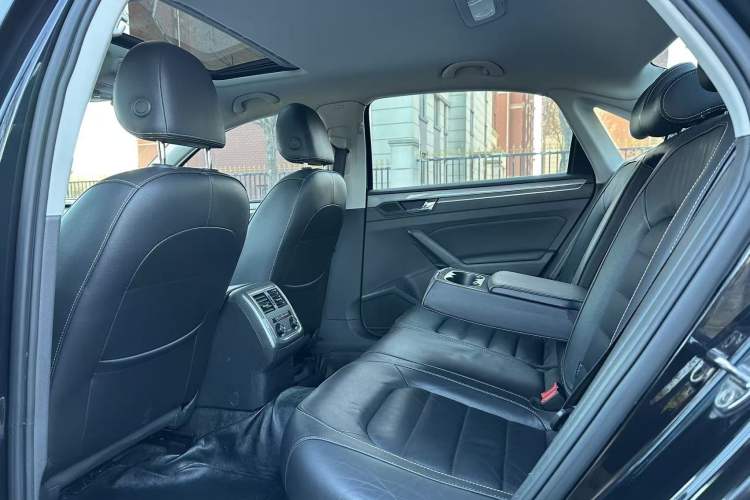 Used Volkswagen Passat 2016 1.8T Government Procurement Version (CEA Engine + 6AT) Interior 8