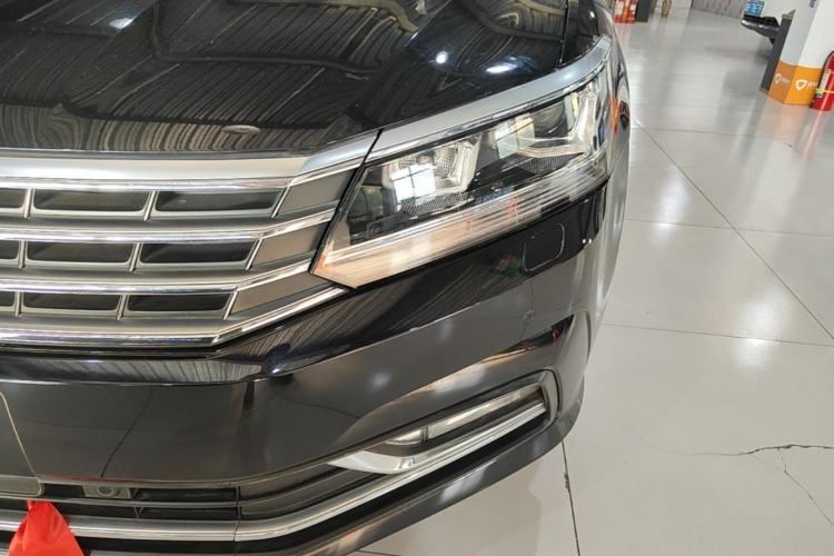 Used Volkswagen Passat 2016 330TSI DSG Prestige Edition Left Front Headlight