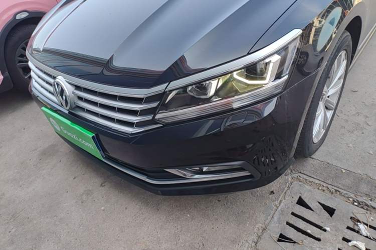 Used Volkswagen Passat 2016 380TSI DSG Prestige Edition Left Front Headlight