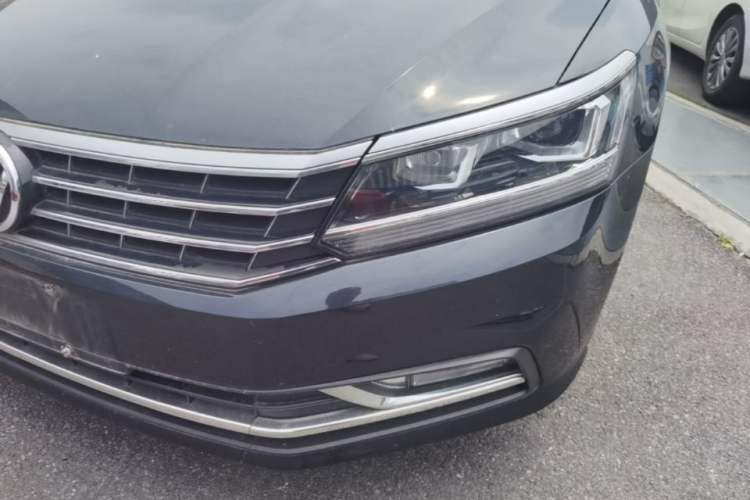 Used Volkswagen Passat 2016 1.8T Government Procurement Version (CEA Engine + 6AT) Left Front Headlight