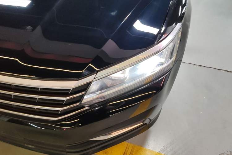 Used Volkswagen Passat 2016 1.8T Government Procurement Version (CEA Engine + 6AT) Left Front Headlight