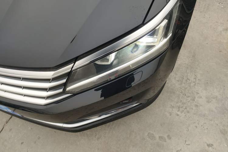 Used Volkswagen Passat 2016 330TSI DSG Prestige Edition Left Front Headlight