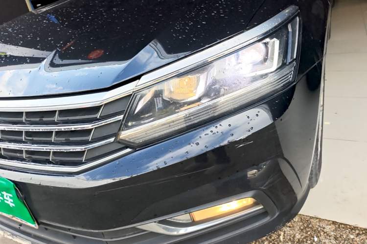 Used Volkswagen Passat 2016 330TSI DSG Luxury Edition Left Front Headlight