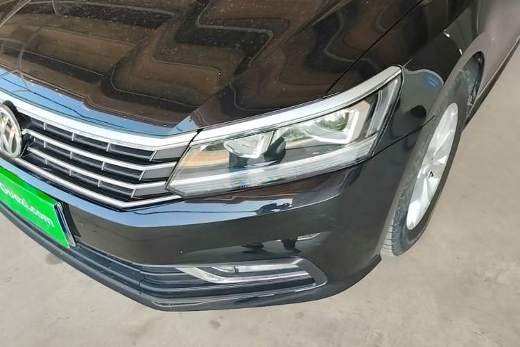 Used Volkswagen Passat 2016 1.8T Government Procurement Version (CEA Engine + 6AT) Left Front Headlight