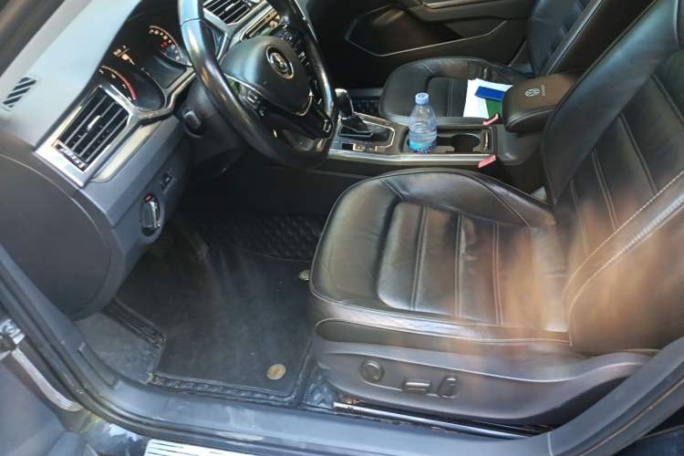 Used Volkswagen Passat 2016 330TSI DSG Luxury Edition Left Front Seat