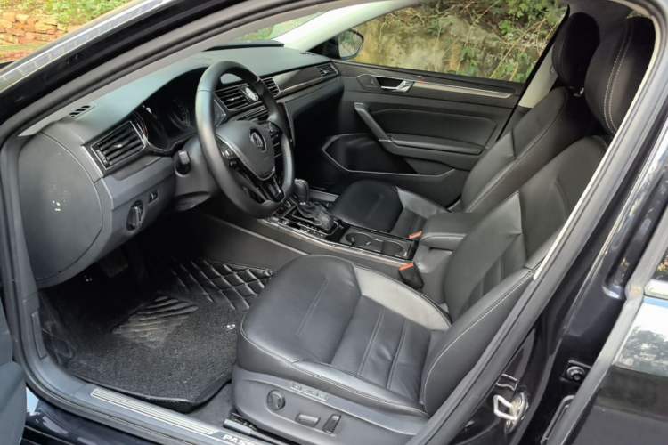 Used Volkswagen Passat 2016 380TSI DSG Prestige Edition Left Front Seat