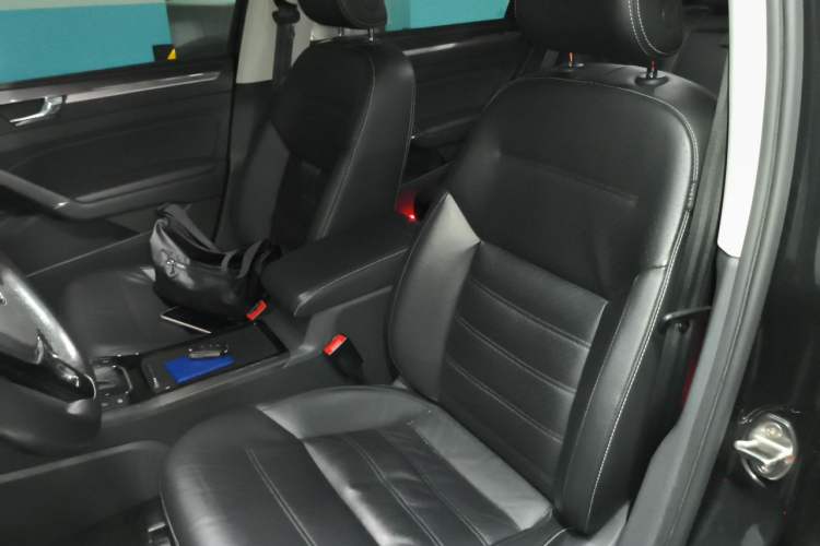 Used Volkswagen Passat 2016 330TSI DSG Prestige Edition Left Front Seat