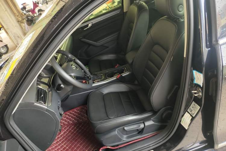 Used Volkswagen Passat 2016 1.8T Government Procurement Version (CEA Engine + 6AT) Left Front Seat