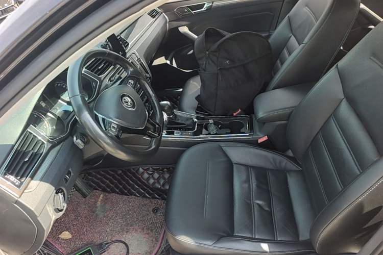 Used Volkswagen Passat 2016 330TSI DSG Prestige Edition Left Front Seat