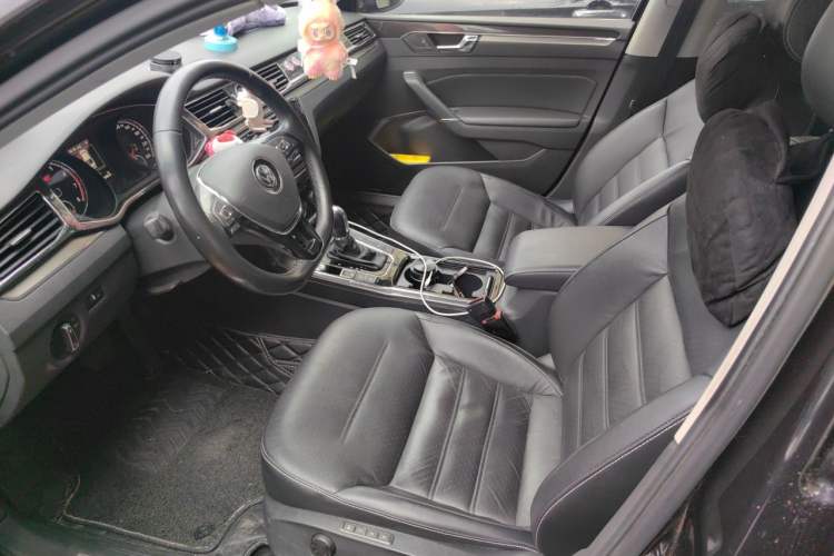 Used Volkswagen Passat 2016 330TSI DSG Prestige Edition Left Front Seat