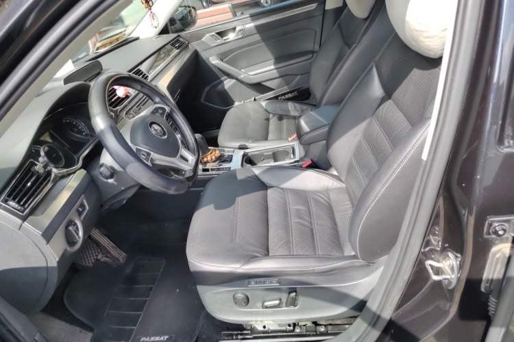 Used Volkswagen Passat 2016 330TSI DSG Prestige Edition Left Front Seat