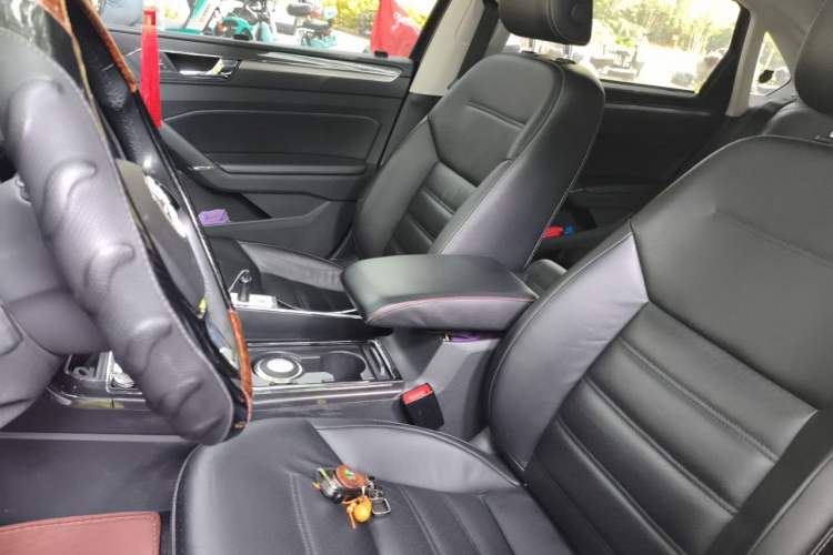 Used Volkswagen Passat 2016 330TSI DSG Prestige Edition Left Front Seat