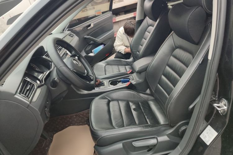 Used Volkswagen Passat 2016 330TSI DSG Luxury Edition Left Front Seat