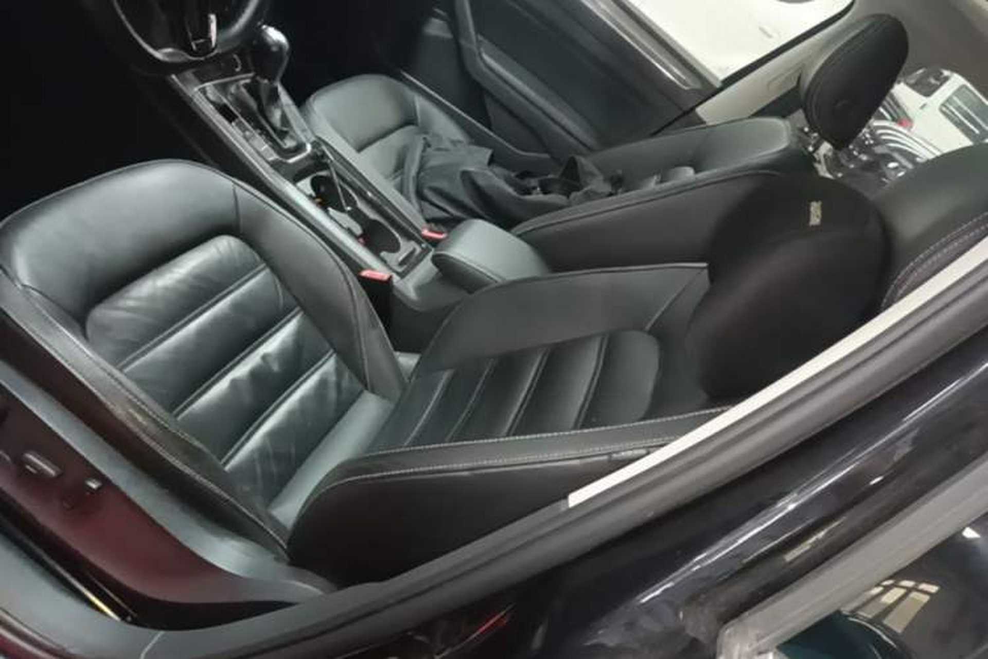 Used Volkswagen Passat 2016 330TSI DSG Luxury Edition Left Front Seat