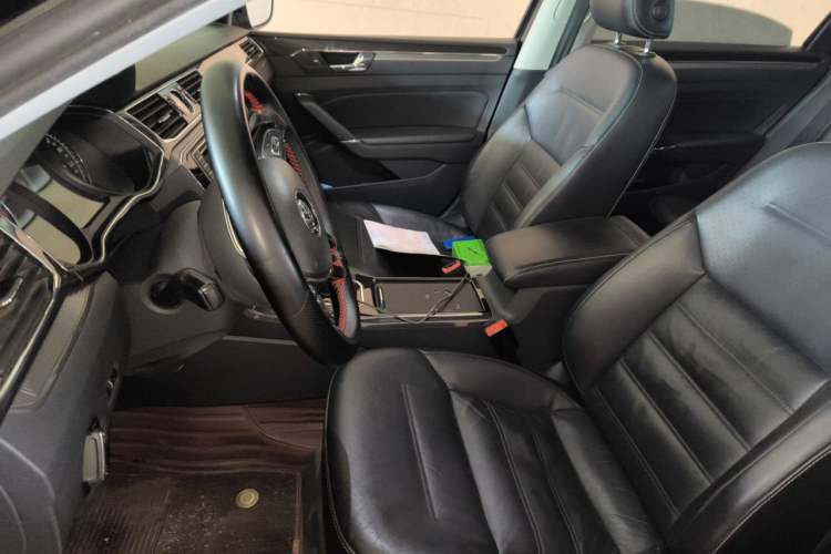 Used Volkswagen Passat 2016 330TSI DSG Prestige Edition Left Front Seat