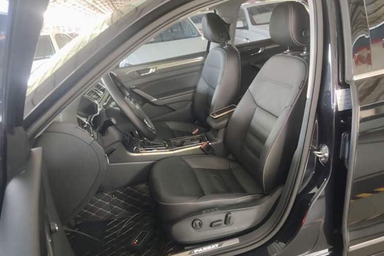 Used Volkswagen Passat 2016 330TSI DSG Prestige Edition Left Front Seat