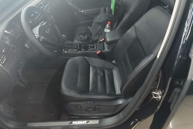 Used Volkswagen Passat 2016 330TSI DSG Prestige Edition Left Front Seat
